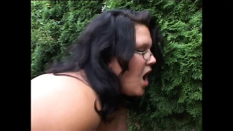 Big Fat MILF Fingering and Fucking in Garden HD