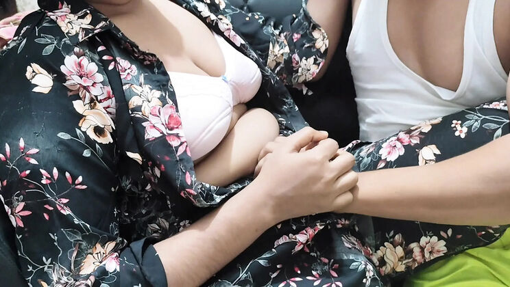 Bangladeshi Village Girlfriend Hardcore Sex - Viral Desi Bhabhi Fuck Video