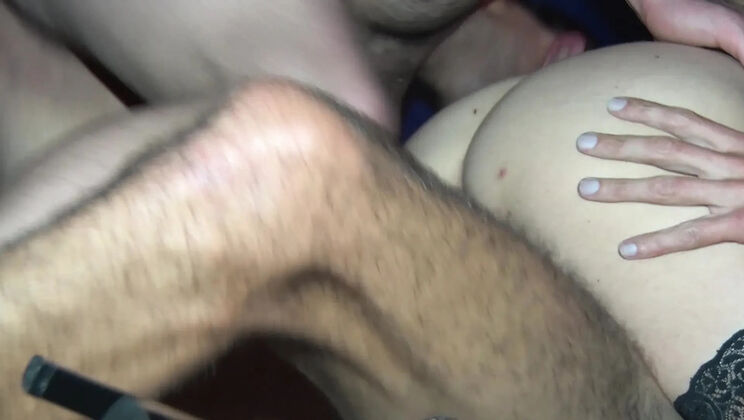 Sara Licks Pussy and Sucks Balls in Foursome with Two Bastards