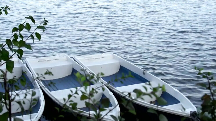 Jasmin Rouge German Piss Movie - Outdoor Golden Shower with Blonde MILF