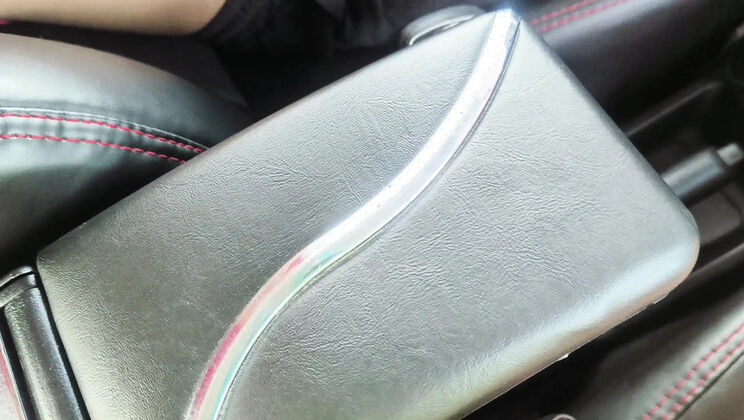 Indian GF Blowjob in Car - Public Sex with Dirty Talk & Screaming