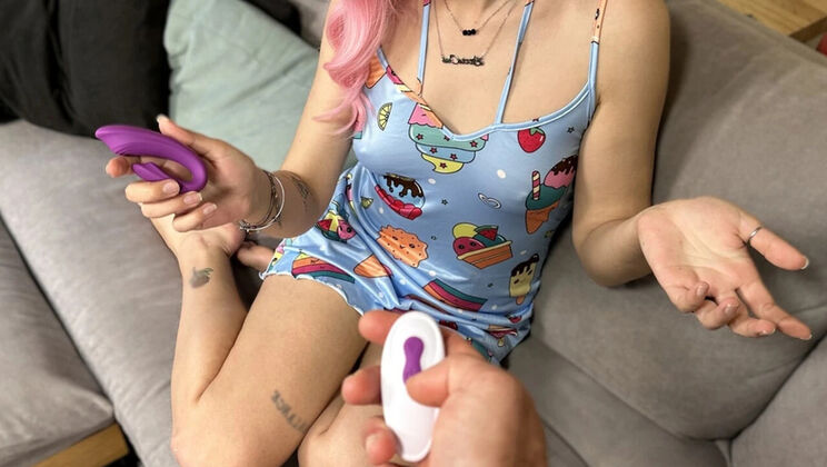 Daddy Fingers Step Daughter Pussy - Barely 18 Teen Seduced In Family Taboo Sex