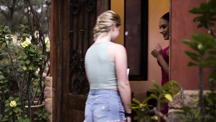 Hairy MILF Sheena Ryder Scissoring with Babysitter Eliza Eves - Lesbian Pussy Eating in Stockings