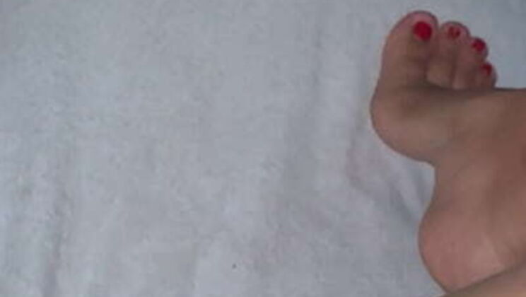 Emelyn Hot Intense Orgasm Solo Masturbation First Time Student Fingers Pussy