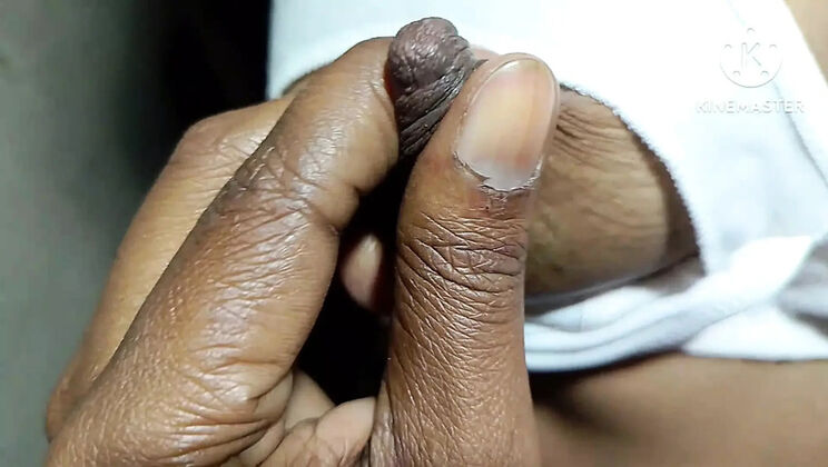 Hot 18 Year Old Indian Girl in Bra - Beautiful Bengali Teen from Bankura