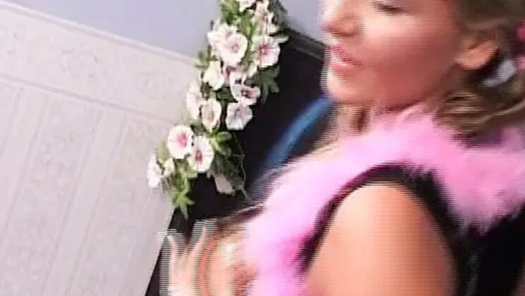 German amateur blonde MILF gets nailed hard in doggy style before facial