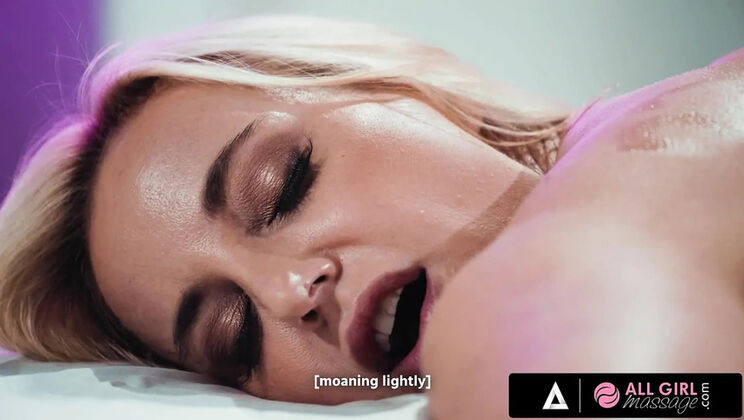 Alex Coal Lesbian Massage - Hottie Masseuse Licks MILF Sophia West's Pussy & Ass