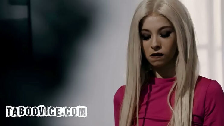 Skinny Blonde Slut Kenzie Reeves Cheats With Rachael Cavalli Threesome Blowjob