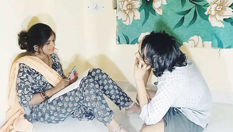 Indian Teacher Vija Full Sex Video with Student - Desi Aunty Homemade XXX Chatting