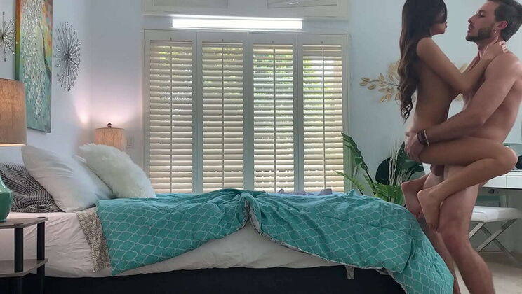 Vina Sky Intense Creampie with Muscular Lucas Frost