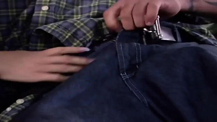 Seductive Model Kelly Wells Big Tits Amateur MILF Hardcore Cumshot Orgasm HD