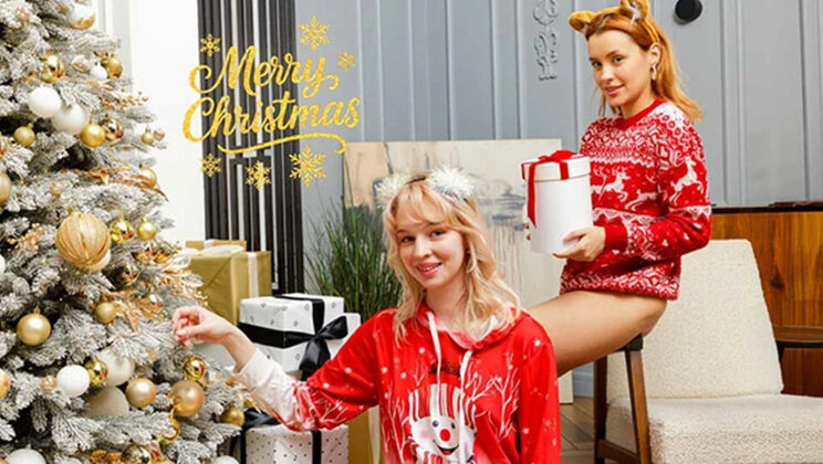 Christmas Lesbian Teens Elloise Arti and Angel Jolie Fingering Tight Pussy Orgasm HD