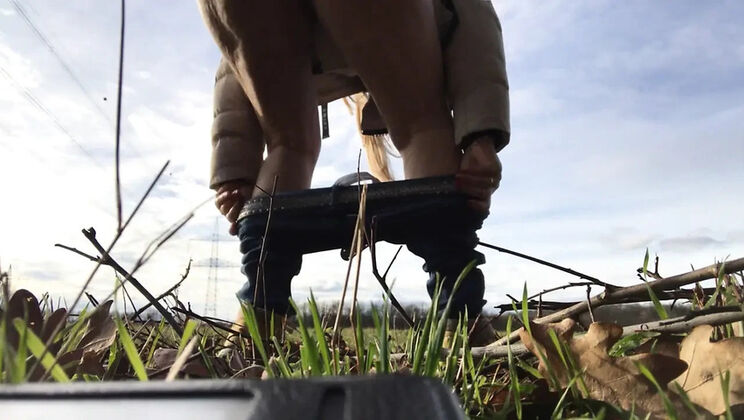 SweetSusi Mature MILF Desperate Pissing Solo - Dirty Talk & Watersports Fetish