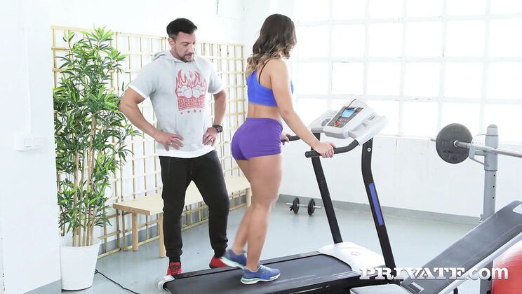 Briana Banderas Hot Latina Gym Sex - Big Ass Fitness Fuck & Cumshot