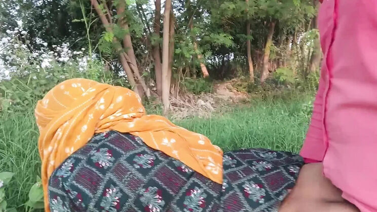 Desi Indian Village Girl Hard Fucked Outdoor in Forest - Anal Blowjob Doggy Style