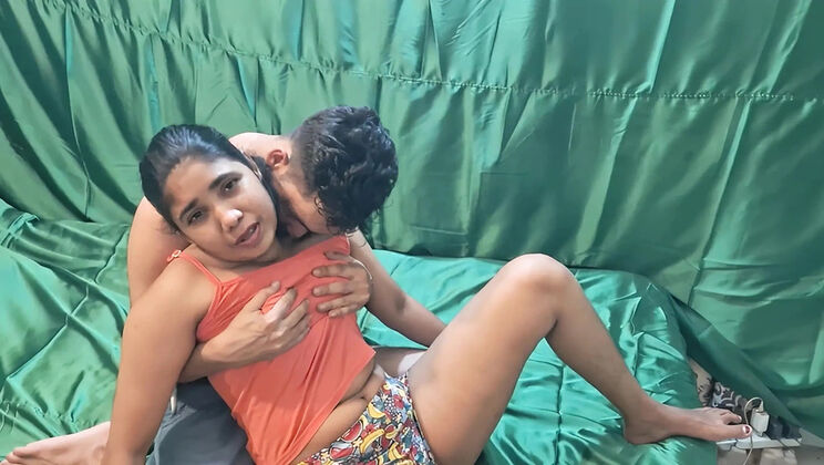 Hot Bengali Girlfriend Rough Fuck - Indian Bhabhi Hardcore XXX