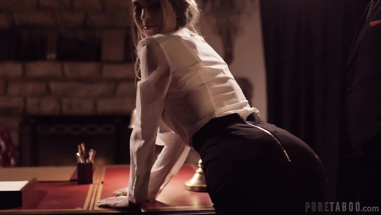 Jill Kassidy's Submissive Secretary Gets Spanked by Her Boss
