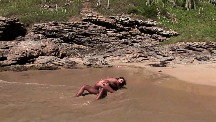 Hot Latina Babe Gets Her Pussy Fucked on the Beach