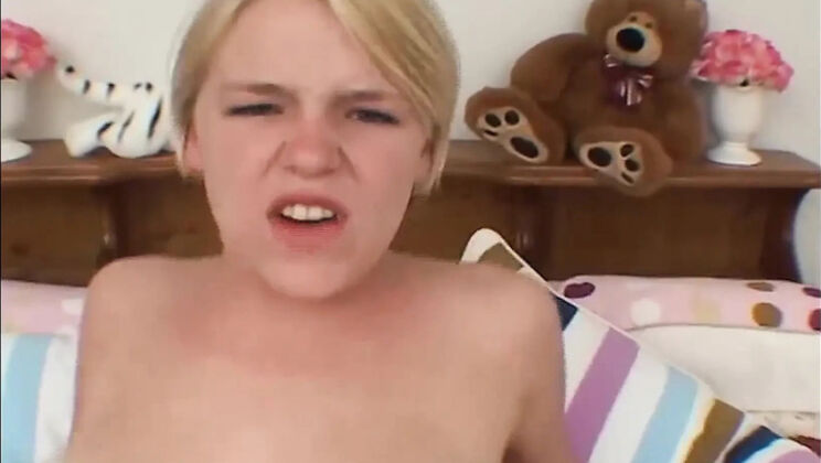 Missy Monroe Takes It In The Ass And Squirts Like A Slut