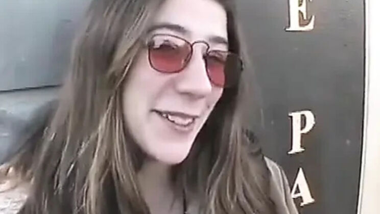 Horny Vintage Hippie With Bushy Hairy Pussy Gets Off Close-Up