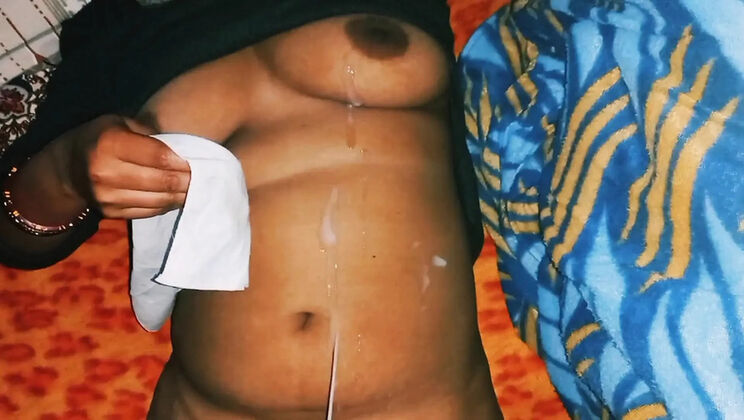 Bhabhi's Huge Natural Tits Covered in Cum After Steamy Homemade Sex