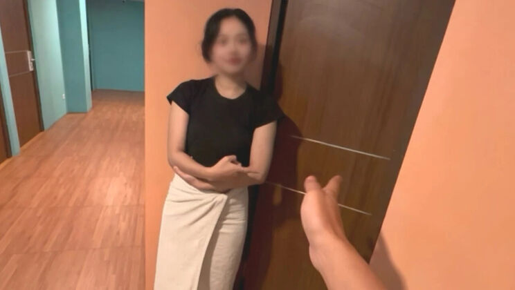 Asian Girl Wants Me To Satisfy Her Horny Pussy