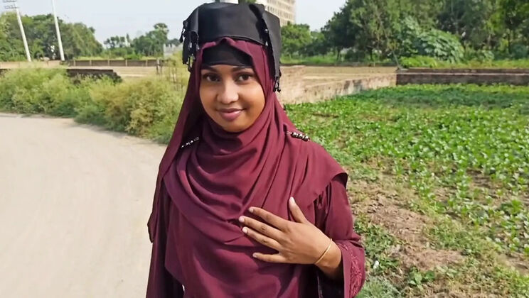 Muslim Bhabhi In Hijab Gets Creampie - Bengali Desi Roleplay Uncensored