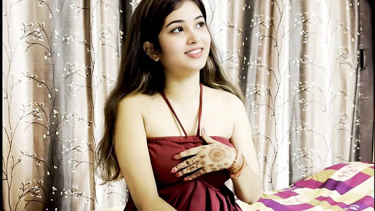 Hindi Full Video: Indian Cute Sexy Girl Tamanna Loves Real Sex