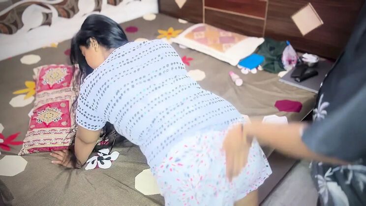 New Indian Desi Muslim Girl Hot Hindi Sex XXX Video 4K Chudai
