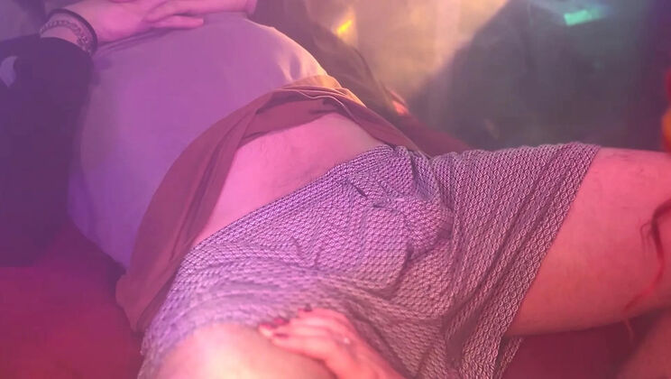 Erotic Massage Handjob Happy Ending Huge Cumshot