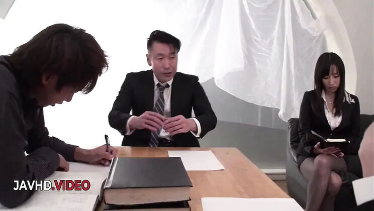 Hard Office Day Ends With Busty Asian Rina Mayuzumi Tempting Desires