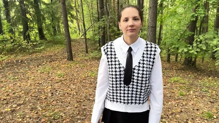 Stepdaughter Studies Then Gets Anal and Creampie in the Forest